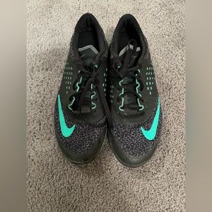 Women’s Nike size 9